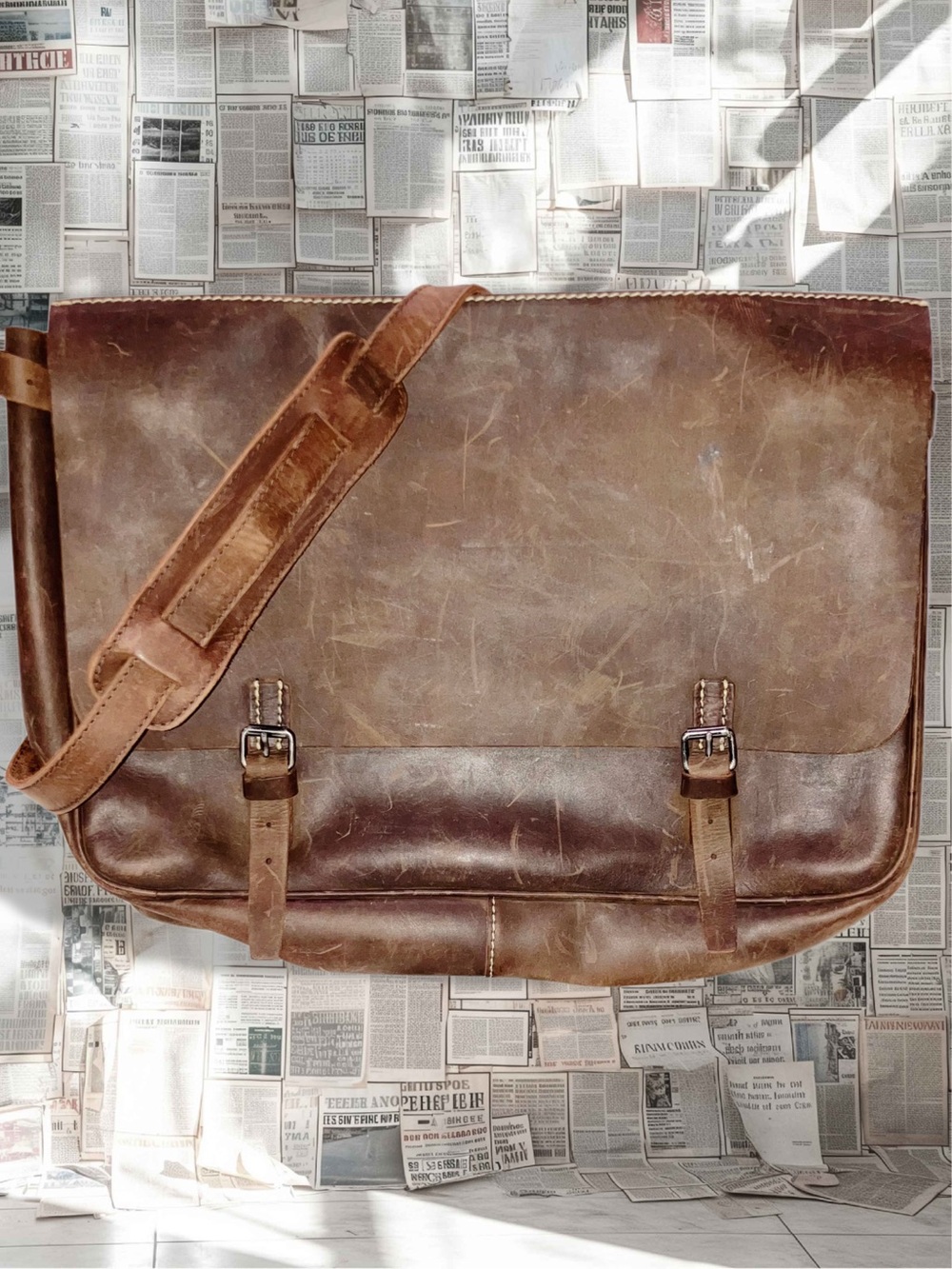 J Crew Artisan Rustic Burnished Leather Messenger Bag Limited Edition Brown NWT